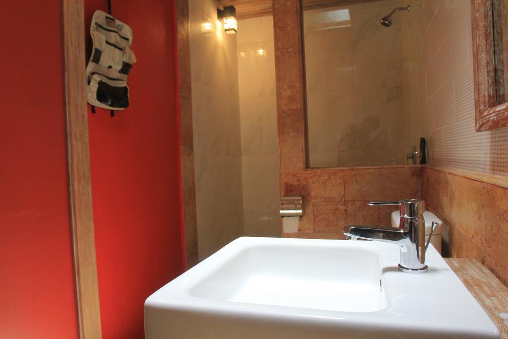 Maha Putri Bungalows Gili Trawangan Room photo